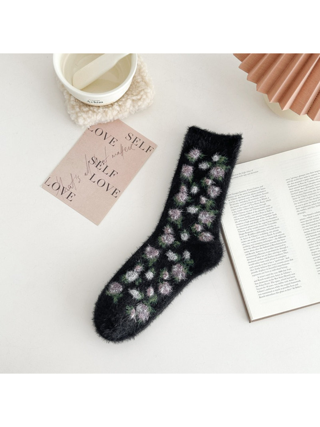 Rufia - Soft Floral Texture Crew Socks