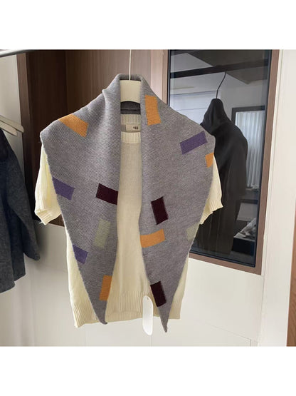 Scarvii - Geometric Block Triangle Knit Scarf