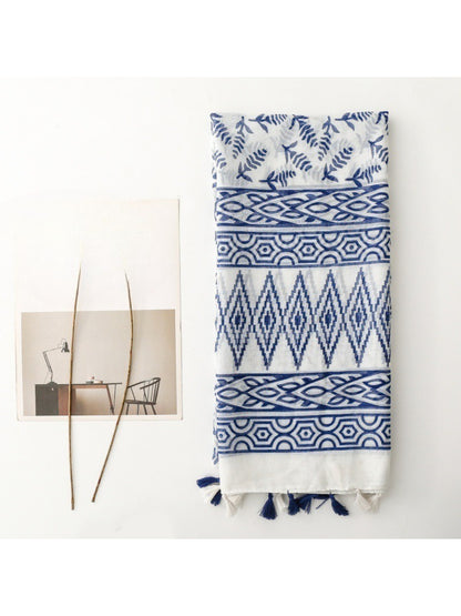 Scarvii - Classic Botanical Pattern Print Scarf