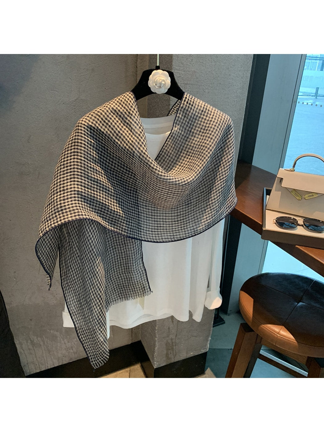 Scarvii - Vintage Minimal Grid Pattern Scarf