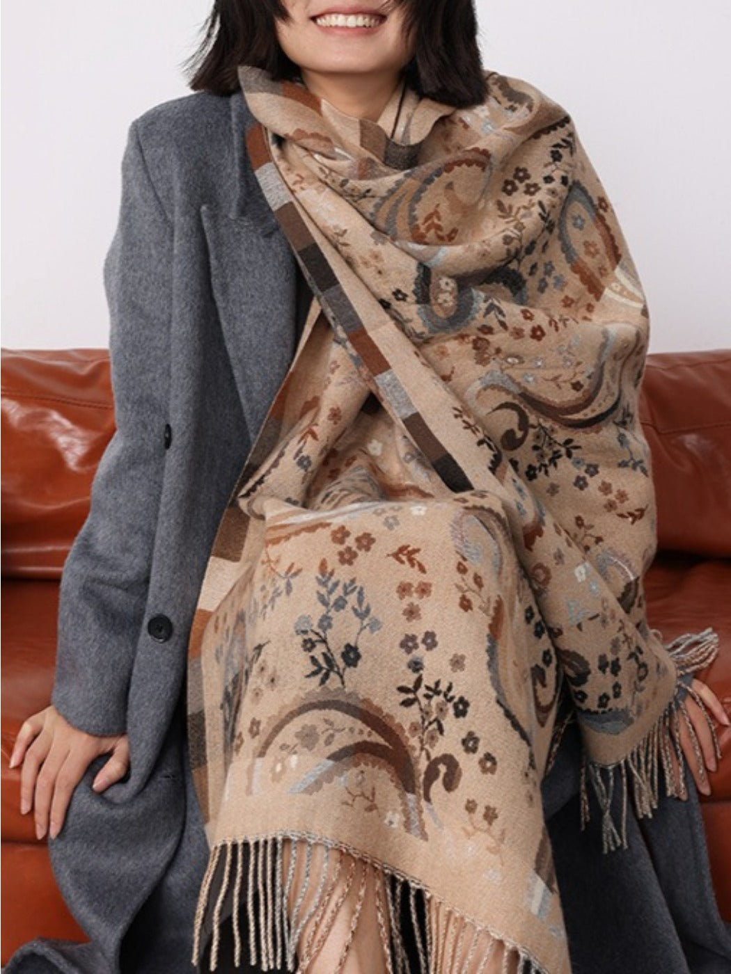 Scarvii - Bohemian Paisley Pattern Travel Scarf