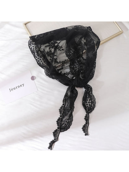 Scarvii - Floral Lace Wave Trim Triangle Bandana