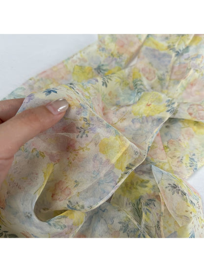 Scarvii - Elegant Light-hued Floral Print Scarf