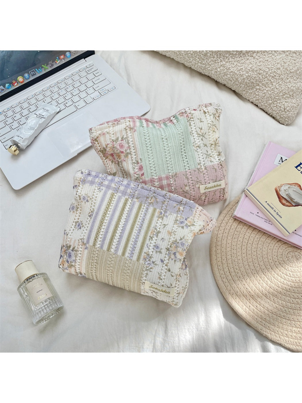Cosbai – Cosmetic Pouch with Floral Print