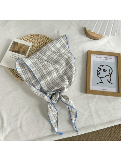 Scarvii - Minimal Check Pattern Triangle Bandana