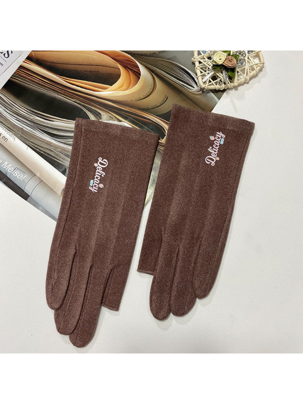 Gloving - Strawberry Accent Lettering Fingerless Gloves