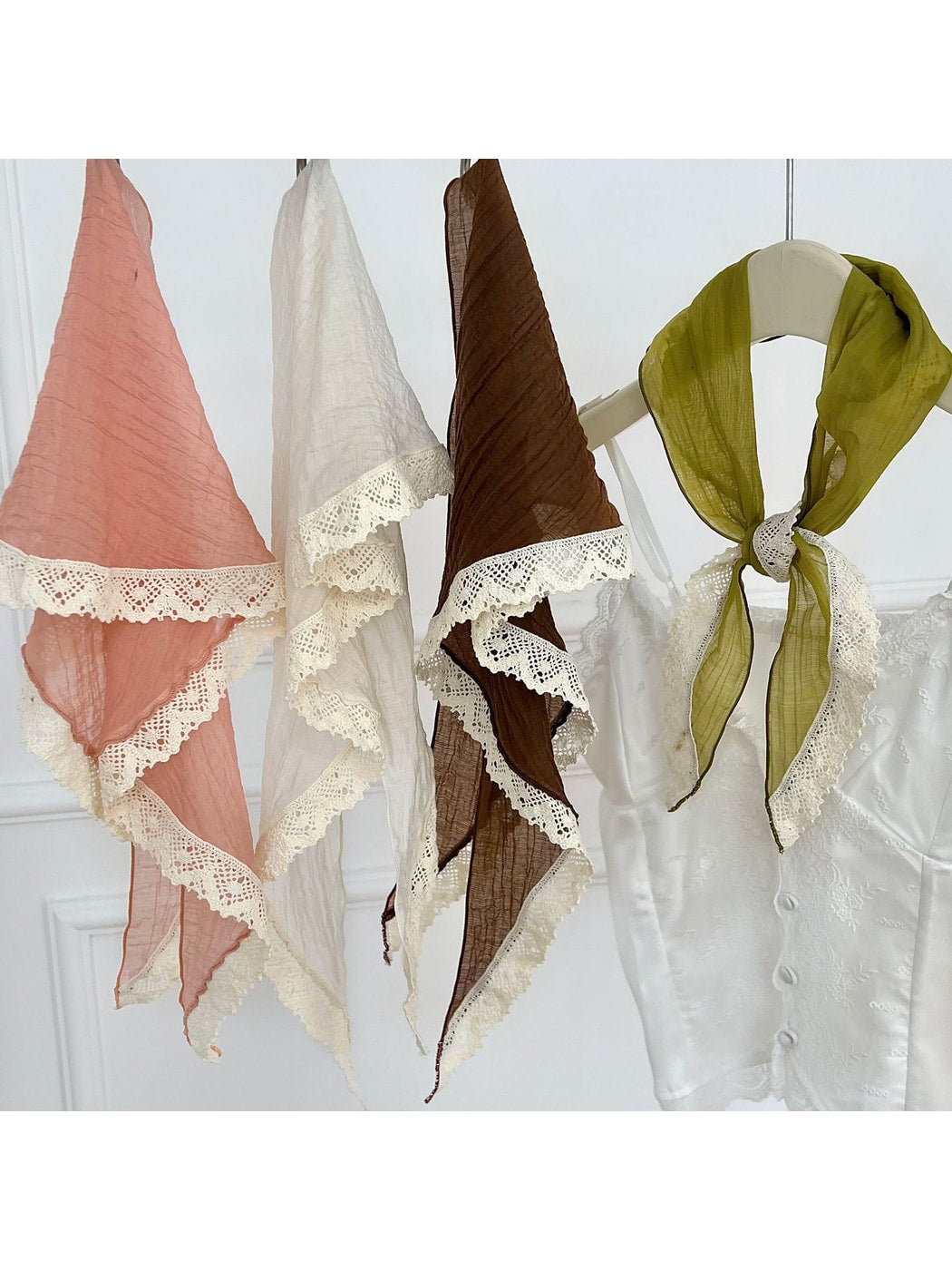 Scarvii - Lace Trim Plain Triangle Bandana