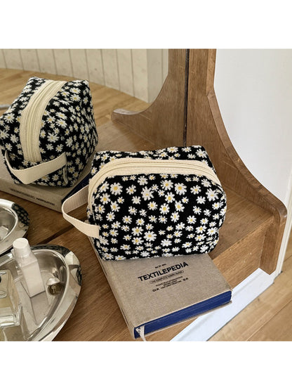 Cosbai - Vintage Floral Zipper Makeup Pouch