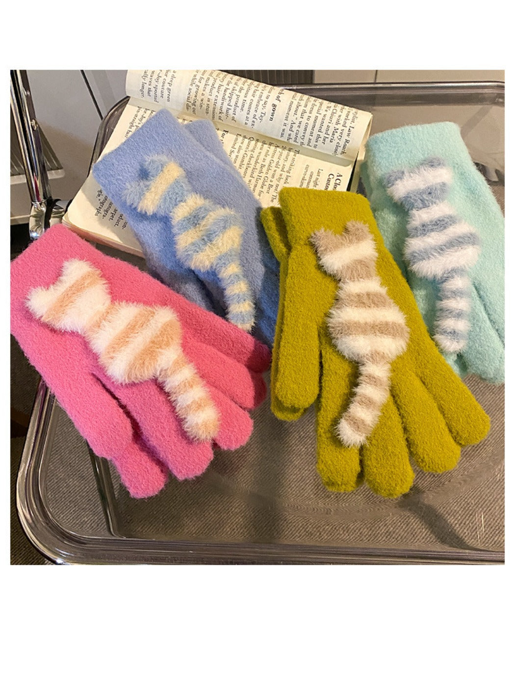 Gloving - Cozy Cat Striped Knit Gloves for Women