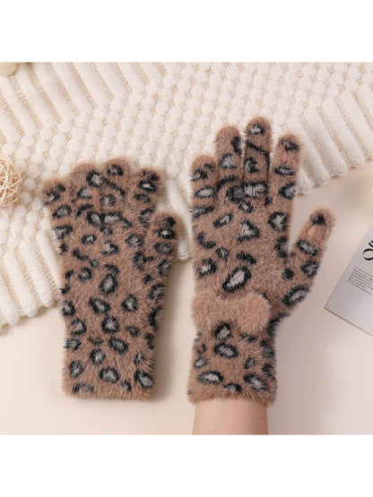 Gloving – Leopard Bow Plush Knit Gloves