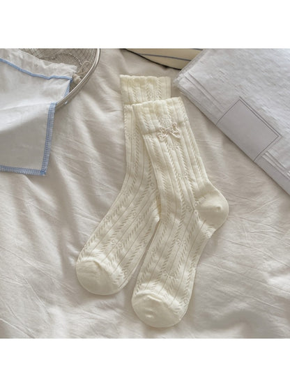 Rufia - White Color Lace Detail Crew Socks