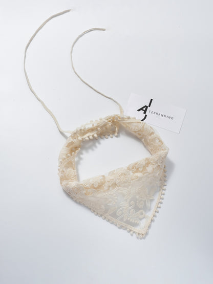 Scarvii - Summer Beige Lace Headscarf