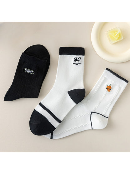 Rufia - Rabbit Theme Embroidered Casual Crew Socks