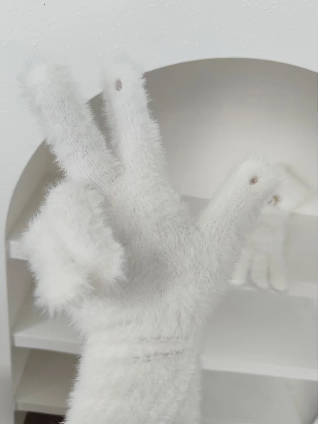 Gloving - Embroidered Detail Gloves
