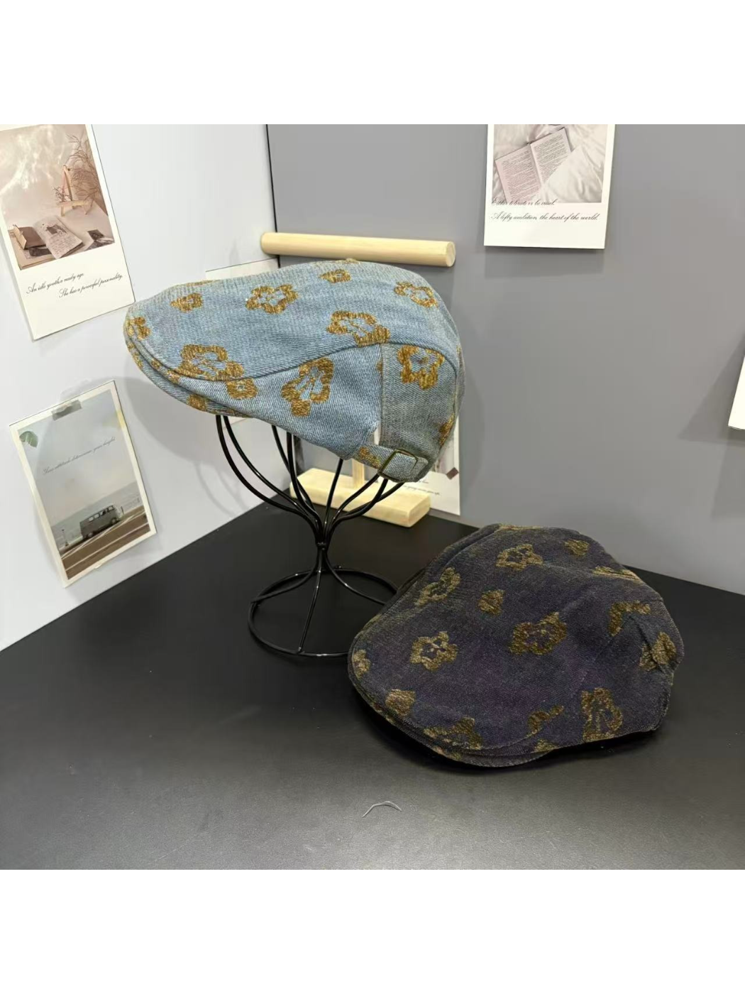 Haila - Vintage Ditsy Floral Newsboy Cap