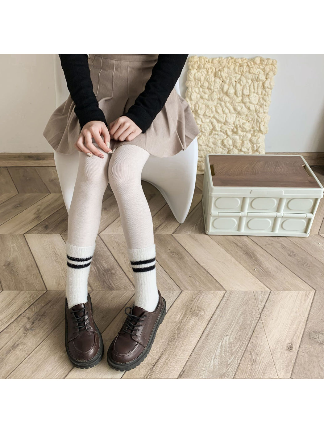 Rufia - Double Stripe Fuzzy Crew Socks