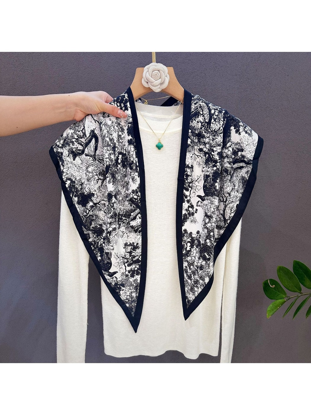 Scarvii - Printed Solid Color Border Triangle Bandana