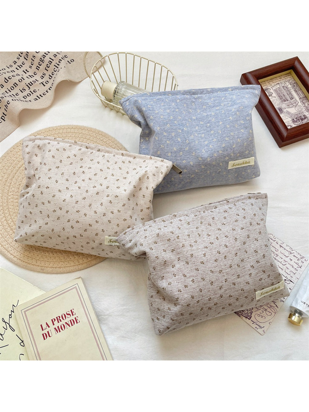 Cosbai vintage tiny flower cosmetic pouch folded flat to show fabric texture