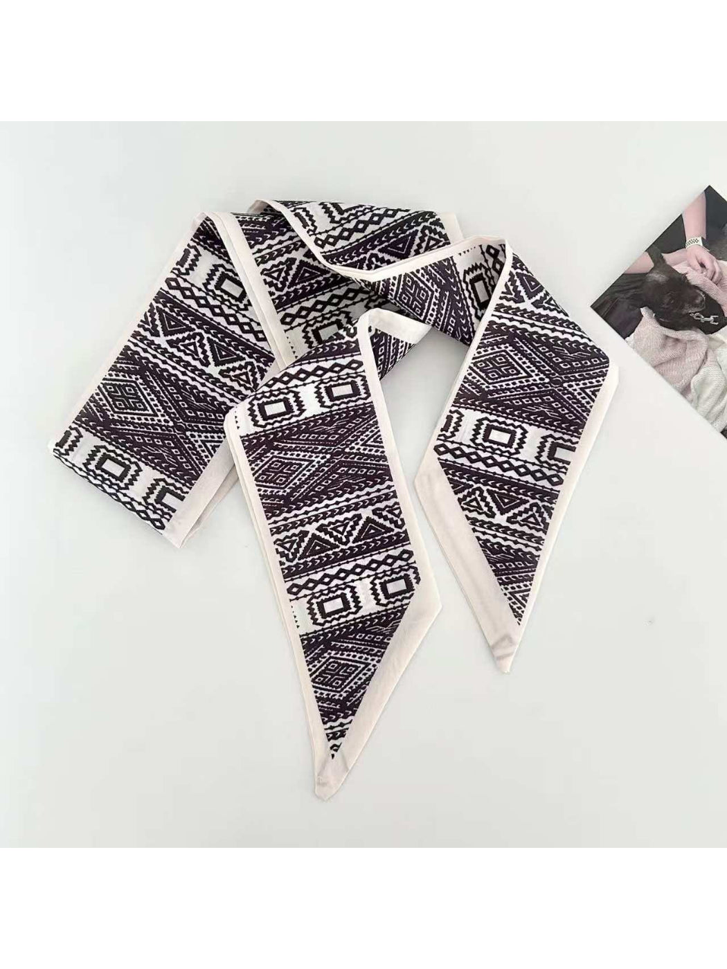 Scarvii Geometric Weave Pattern Skinny Scarf
