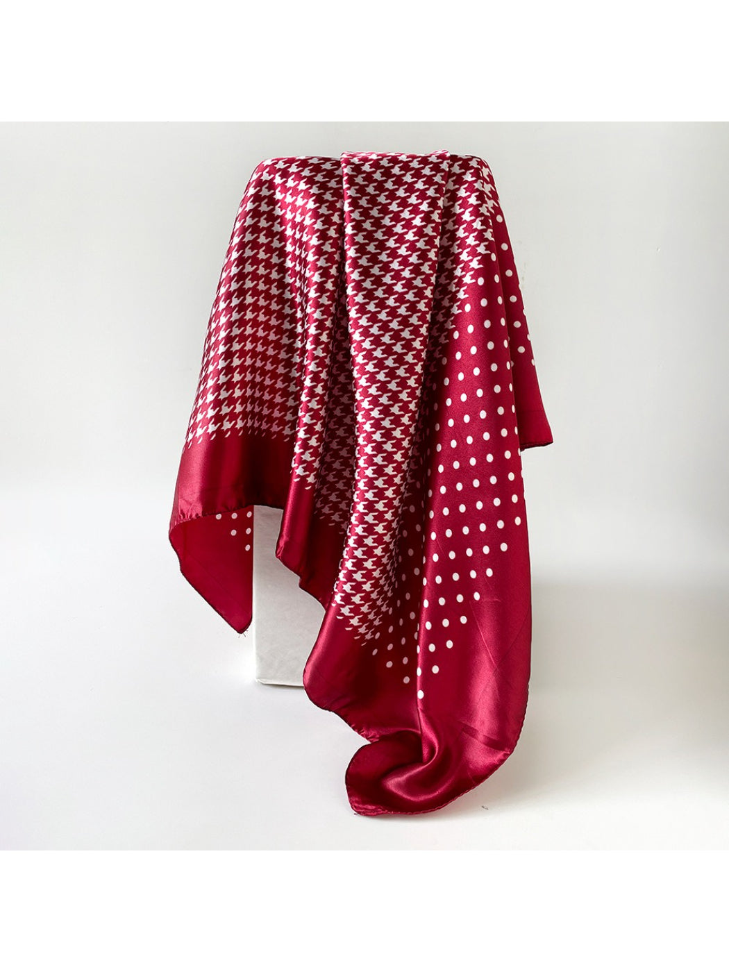 Scarvii - Houndstooth Dot Patchwork Square Scarf