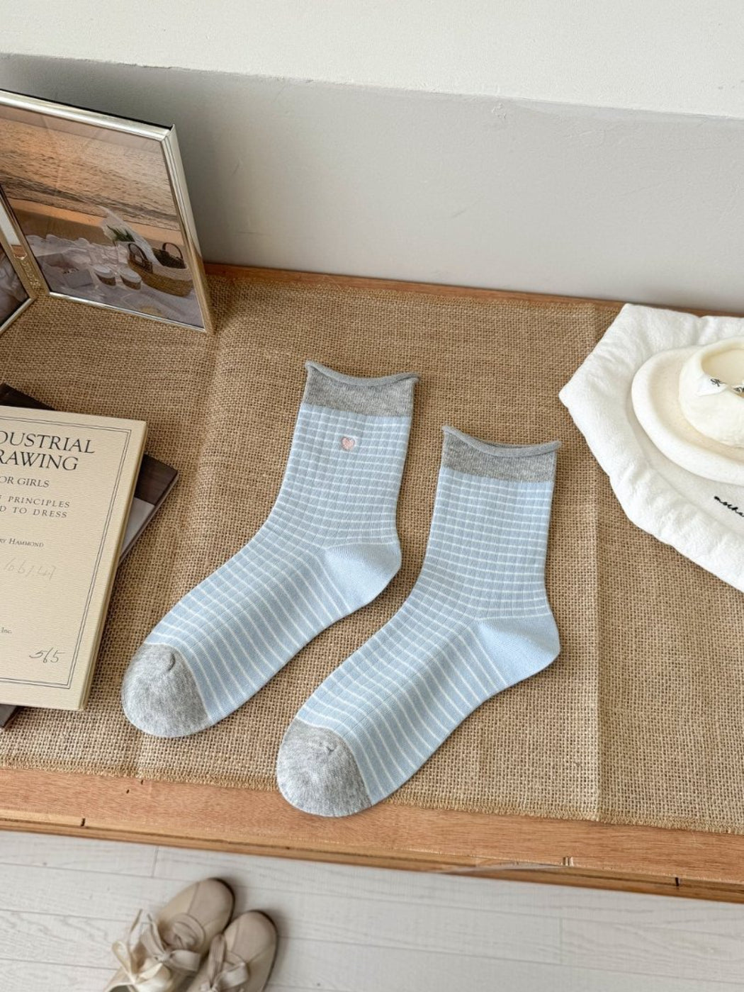 Rufia - Heart Detail Stripe Crew Socks product image 7