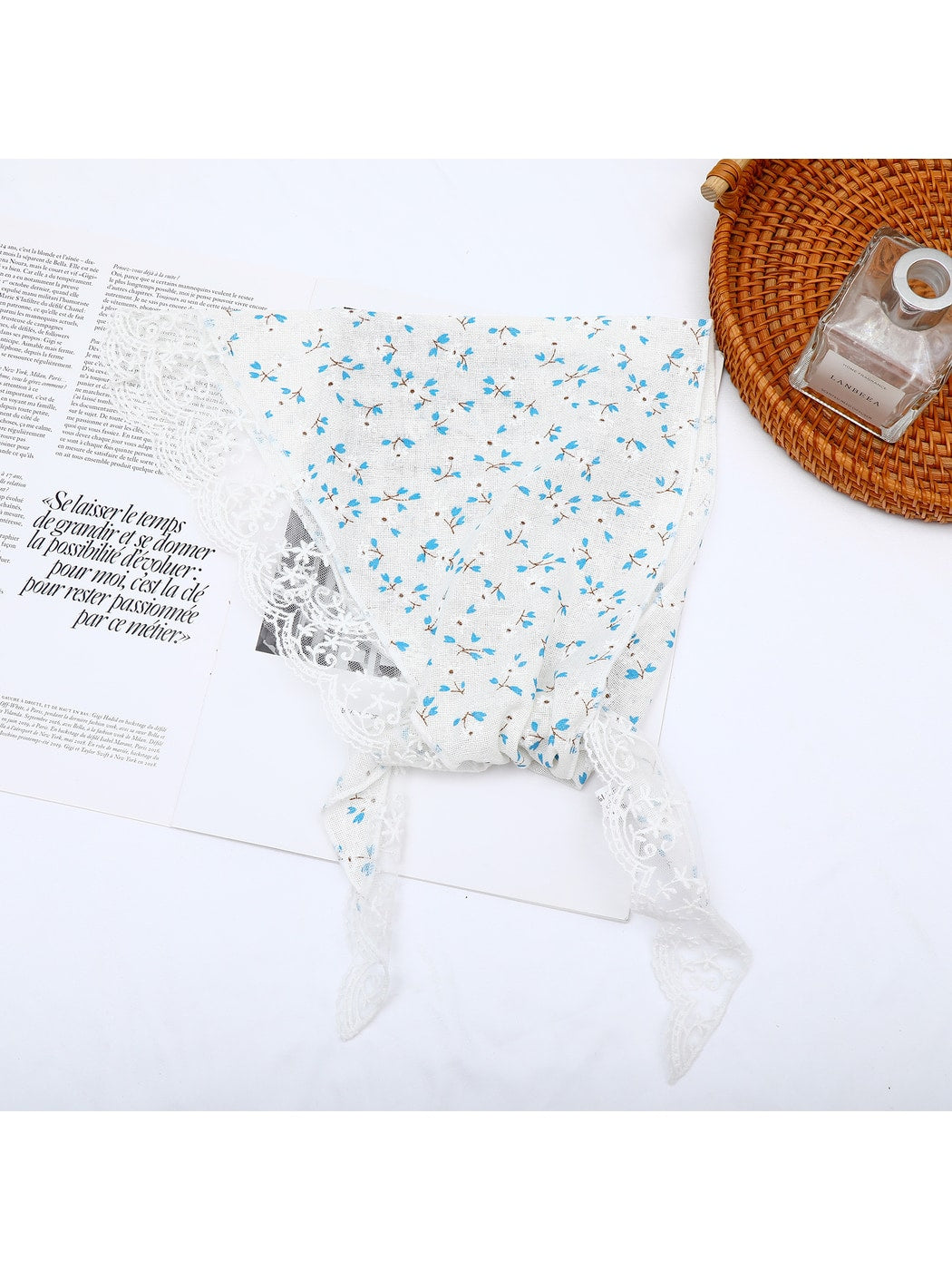 Scarvii - Pastoral Floral Print Triangle Bandana