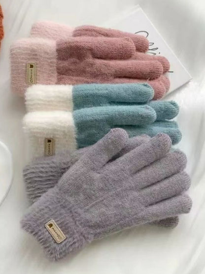 Gloving – Plush Knit Winter Gloves