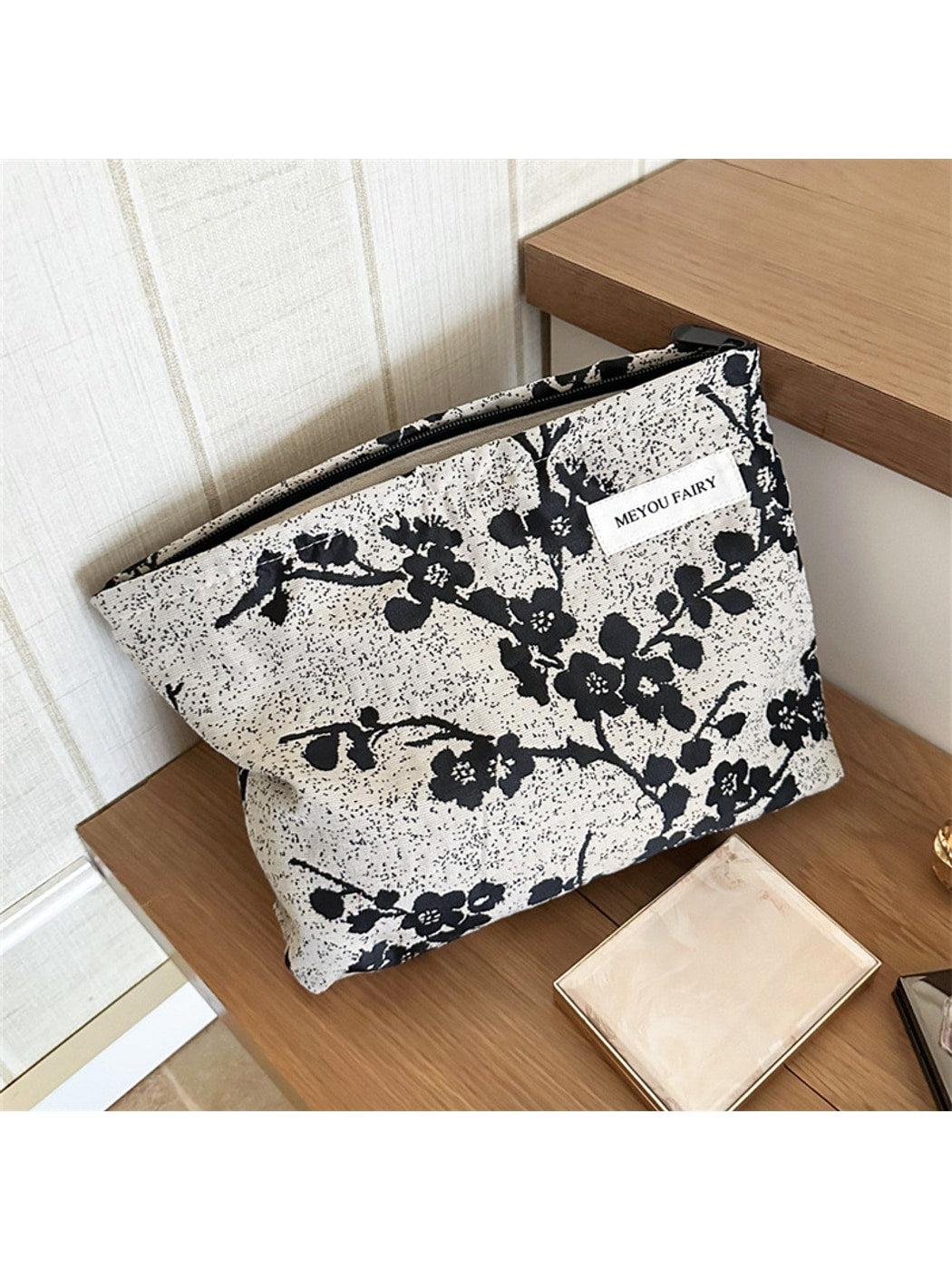 Cosbai - Elegant Plum Blossom Print Zip Pouch