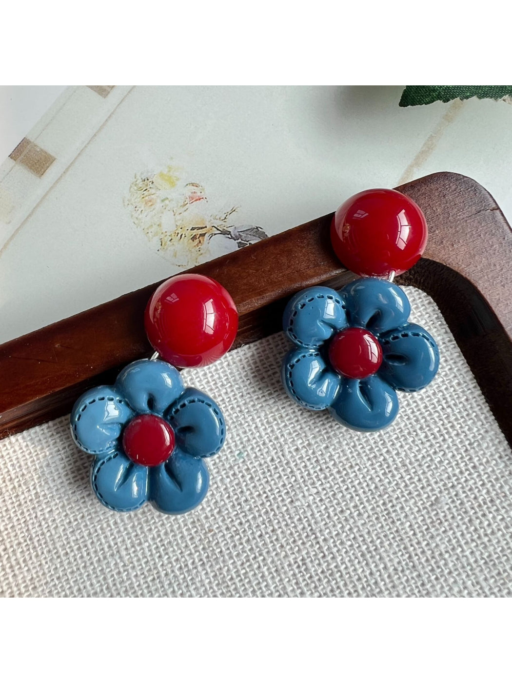 Earwish - Color Pop Daisy Earrings