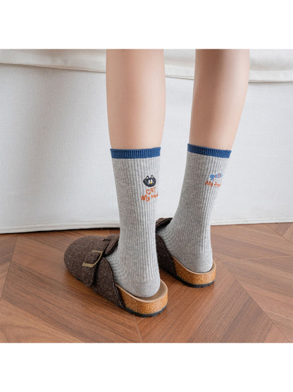 Rufia – Color-Block Cat & Fish Embroidery Socks