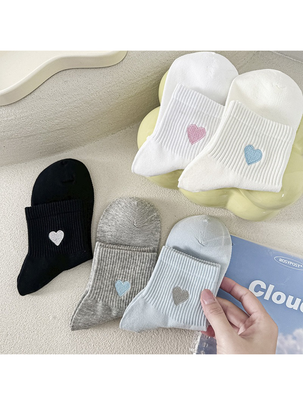 Rufia - Simple Heart Motif Ankle Socks product image 1