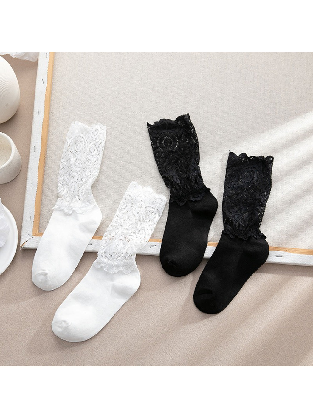 Rufia - Delicate Lace Trim Crew Socks product image 1