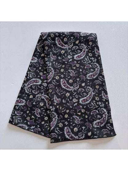Scarvii - Retro Paisley Pattern Square Scarf