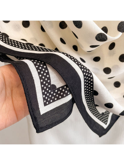 Scarvii Retro Polka Dot Pattern Square Scarf product image