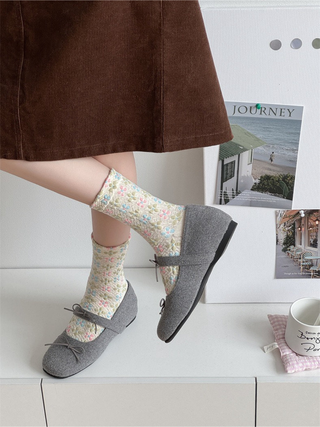 Rufia - Retro Woven Floral Crew Socks