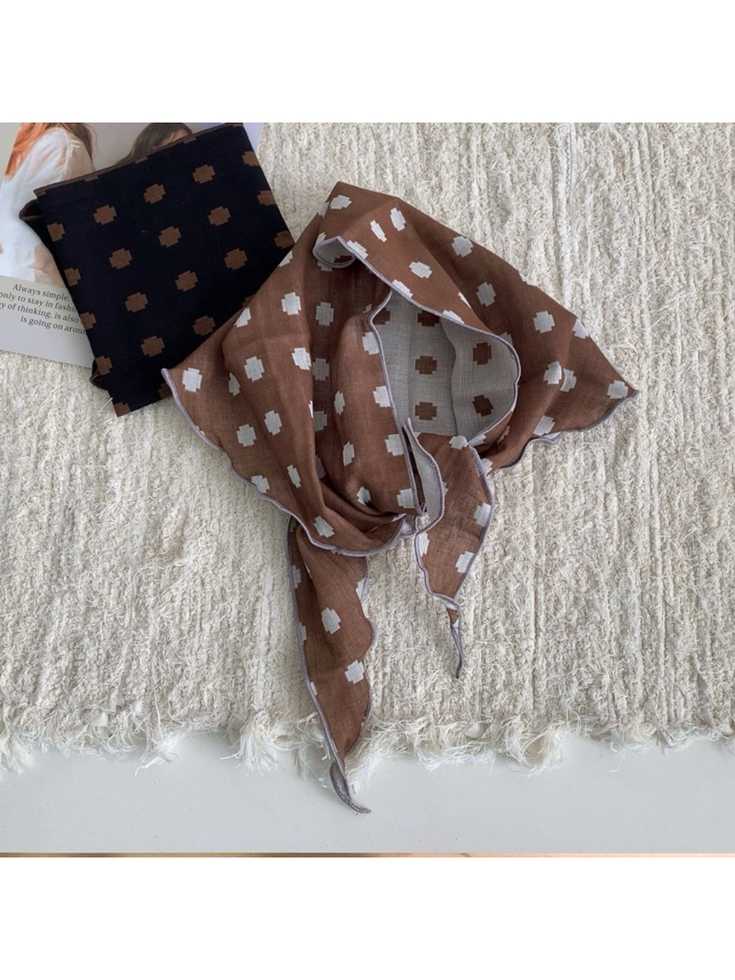 Scarvii Soft Geometric Triangle Scarf