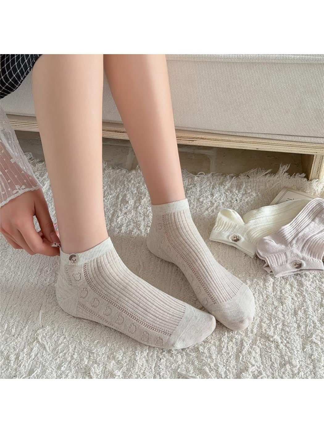 Rufia - Litter Bear Embroidery Ankle Socks