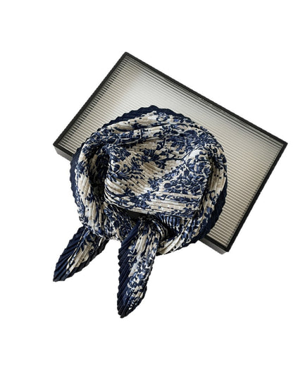 Scarvii - Abstract Leaf Pleated Scarf