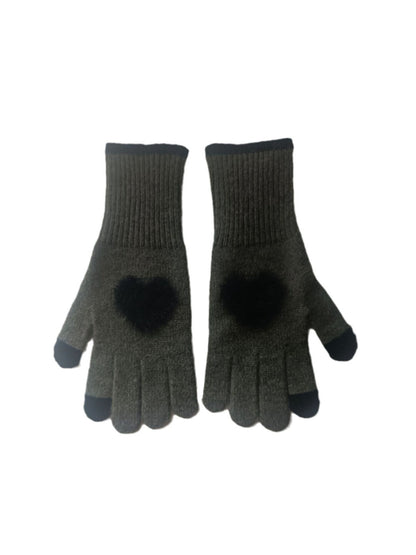 Gloving - Fuzzy Heart Knit Gloves
