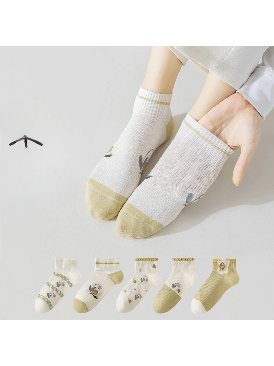 Rufia - Cute Snail Pattern Crew Socks product image 2
