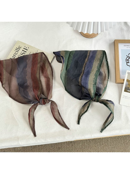 Scarvii - Abstract Stripe Pattern Triangle Scarf