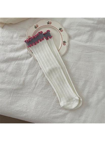 Rufia - Contrast Ruffle Trim Ribbed Crew Socks