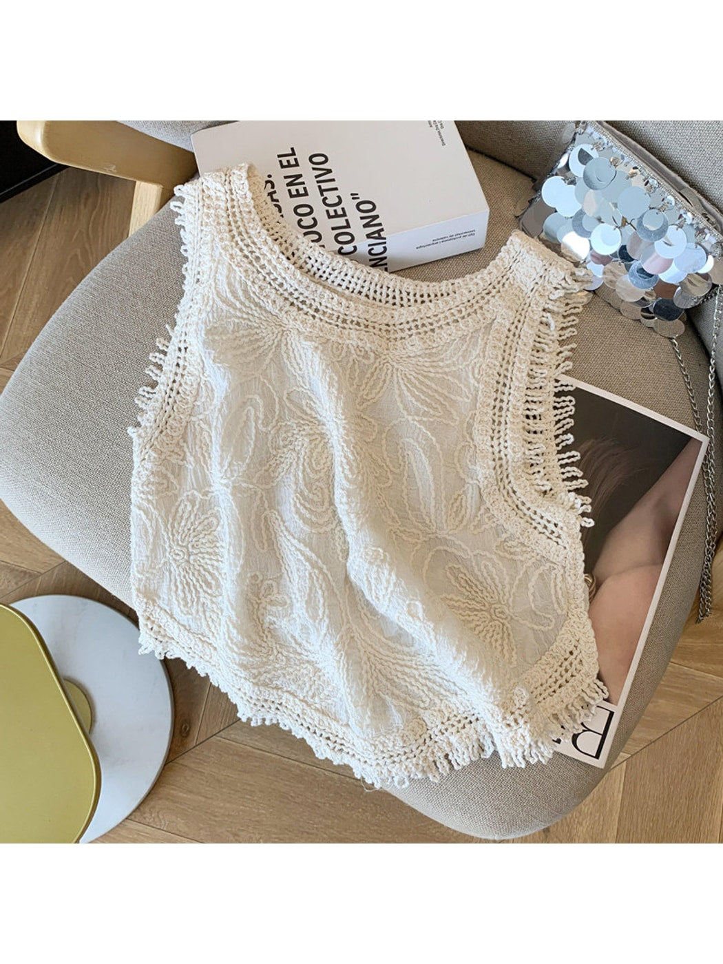 Crosa - Vintage Style Hollow Out Vest Top
