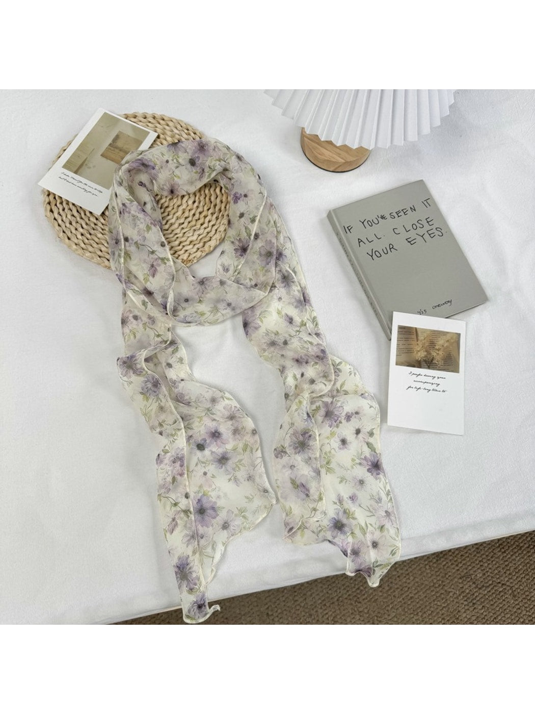 Scarvii - Vintage Pastel Floral Pattern Scarf