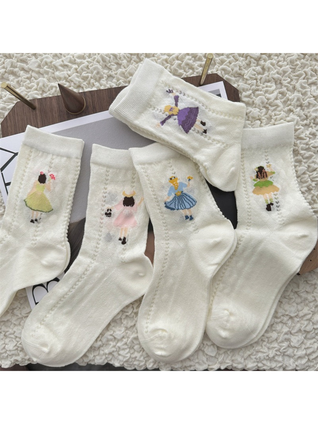 Rufia - Storybook Figure Motif Crew Socks product image 2