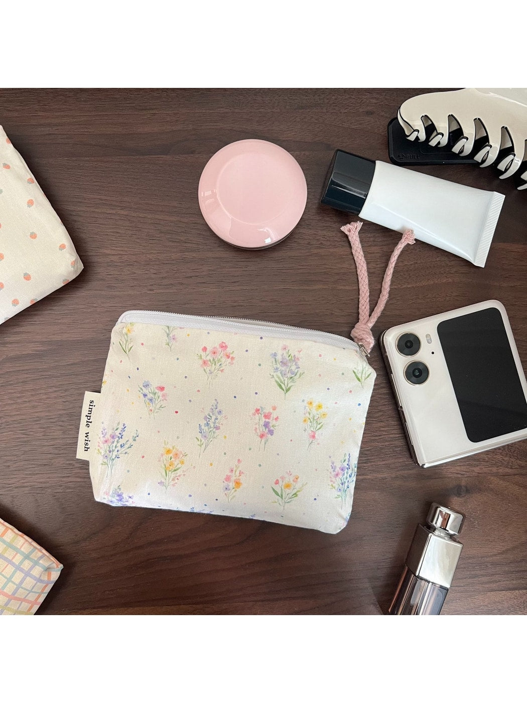 Cosbai - Sweet Pattern Zip Pouch Bag