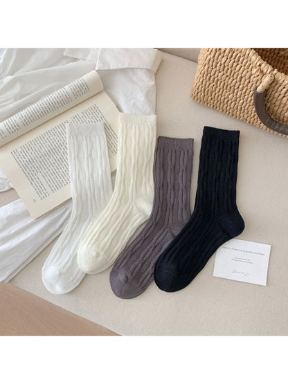 Rufia - Classic Cable Knit Crew Socks