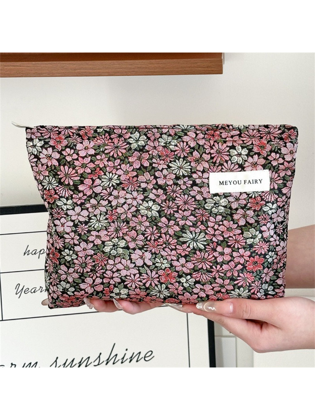 Cosbai - Vintage Floral Cosmetic Pouch
