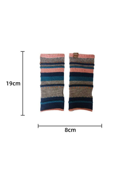 Gloving - Patterned Knit Fingerless Gloves