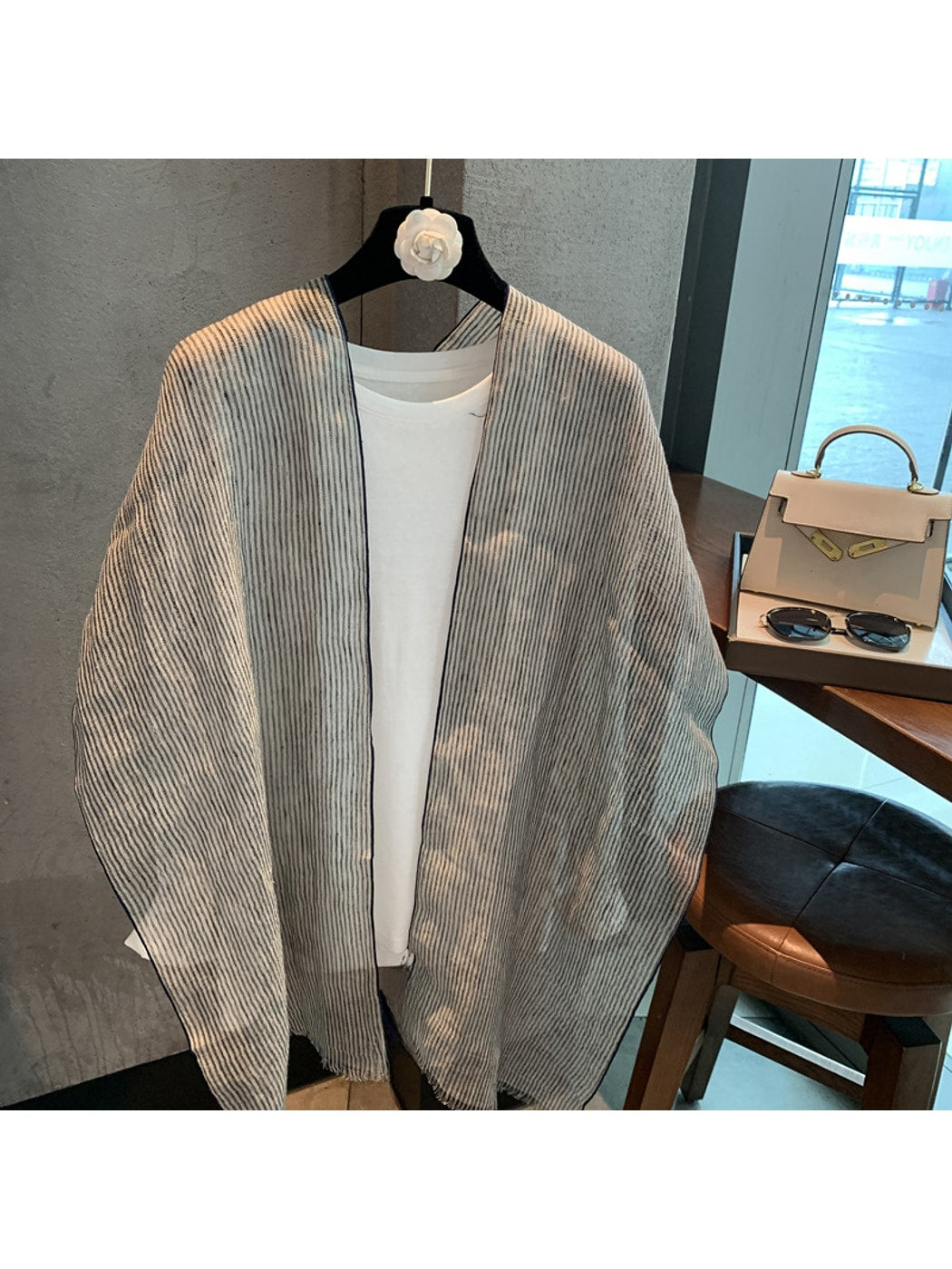 Scarvii - Minimal Gray Vertical Stripe Scarf